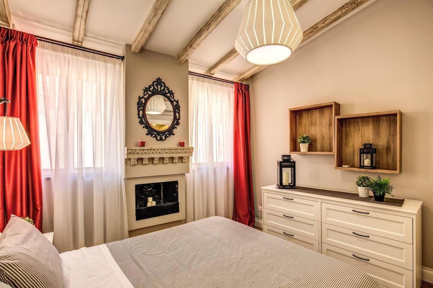 Attic With Terrace By Trevi Fountain Appartement Rome
