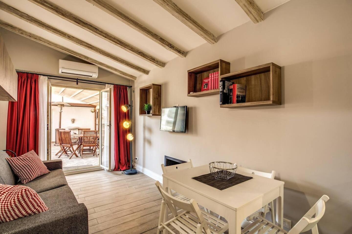 Appartement Attic With Terrace By Trevi Fountain Rome